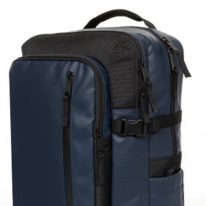 EASTPAK Tecum M CNNCT Admiral